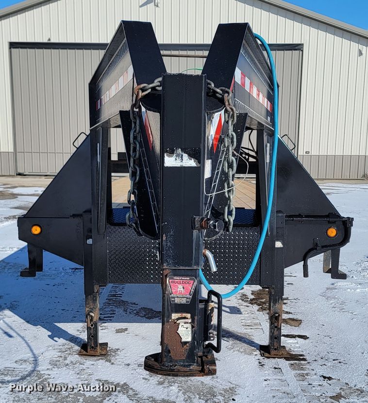 image for item ME9767 2007 PJ  equipment trailer