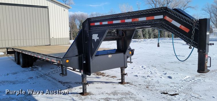 image for item ME9767 2007 PJ  equipment trailer