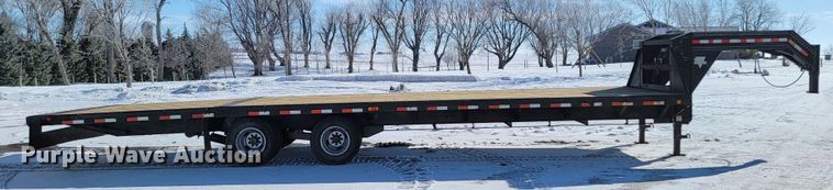 image for item ME9767 2007 PJ  equipment trailer