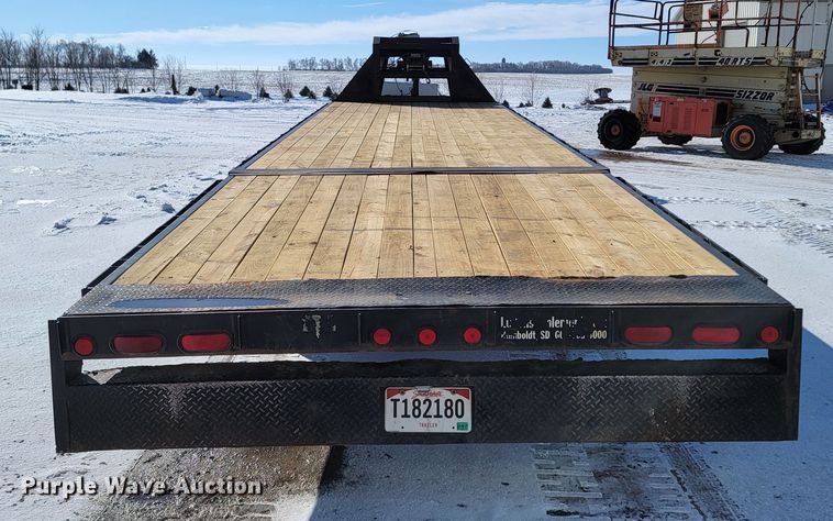 image for item ME9767 2007 PJ  equipment trailer