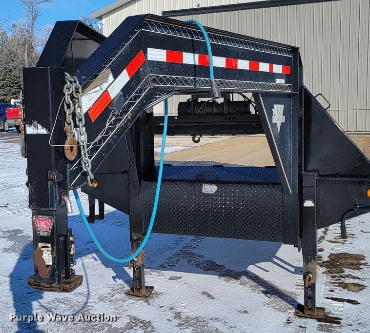 image for item ME9767 2007 PJ  equipment trailer