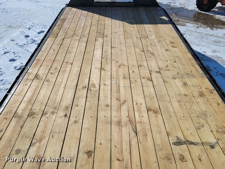 image for item ME9767 2007 PJ  equipment trailer