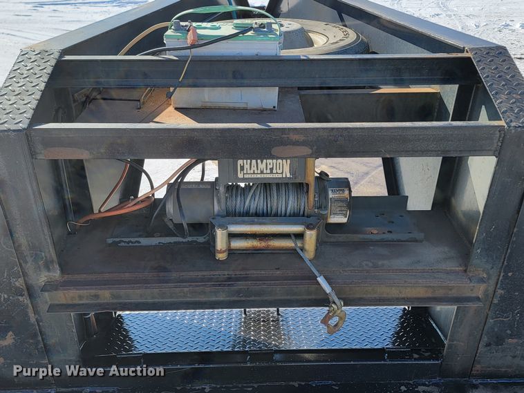 image for item ME9767 2007 PJ  equipment trailer