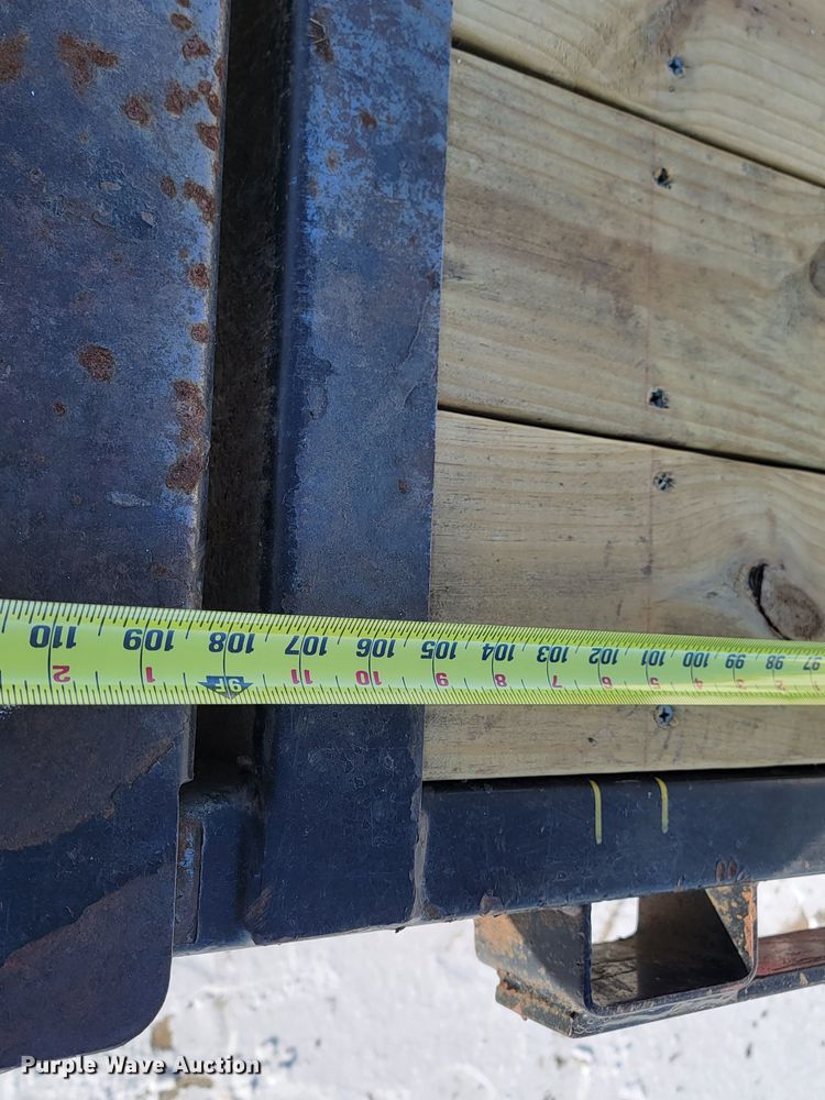 image for item ME9767 2007 PJ  equipment trailer