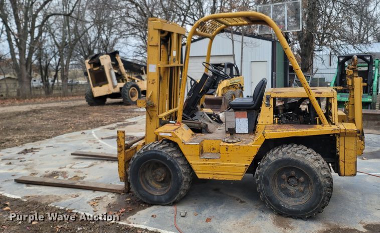 image for item MH9763 Champ C-140  forklift