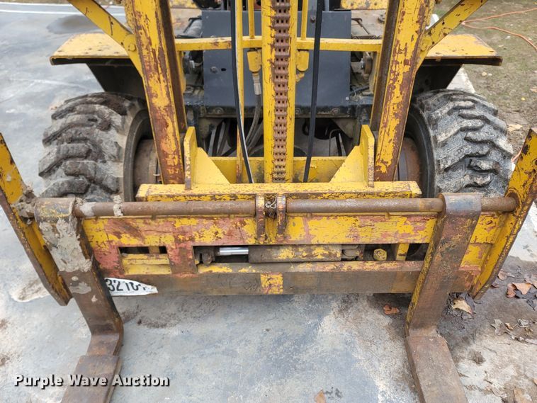 image for item MH9763 Champ C-140  forklift