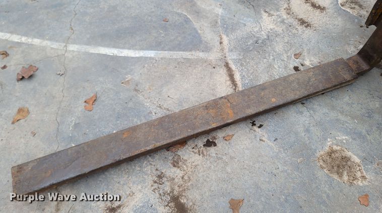 image for item MH9763 Champ C-140  forklift