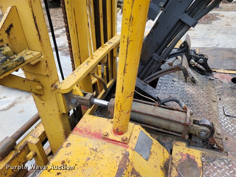 image for item MH9763 Champ C-140  forklift