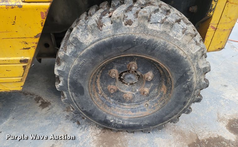 image for item MH9763 Champ C-140  forklift