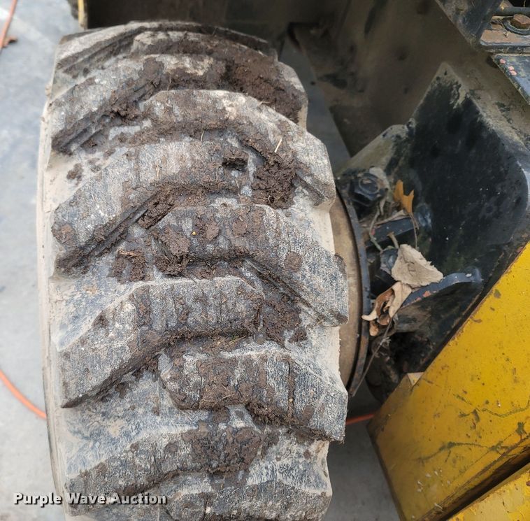 image for item MH9763 Champ C-140  forklift