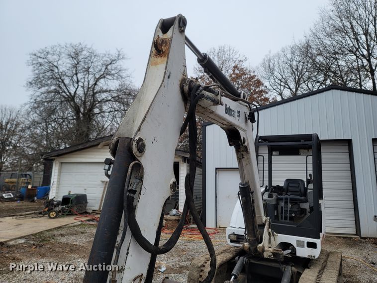 image for item MH9767 2003 Bobcat 341  mini excavator