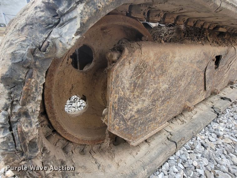 image for item MH9767 2003 Bobcat 341  mini excavator