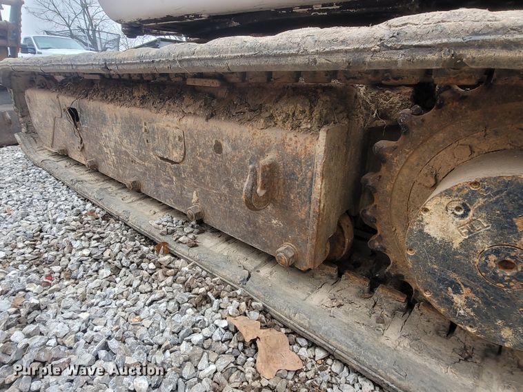 image for item MH9767 2003 Bobcat 341  mini excavator