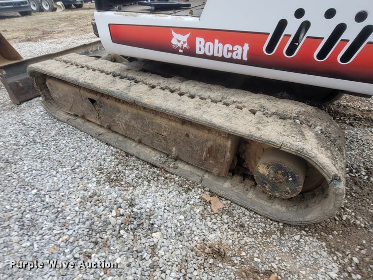 image for item MH9767 2003 Bobcat 341  mini excavator