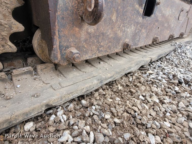 image for item MH9767 2003 Bobcat 341  mini excavator