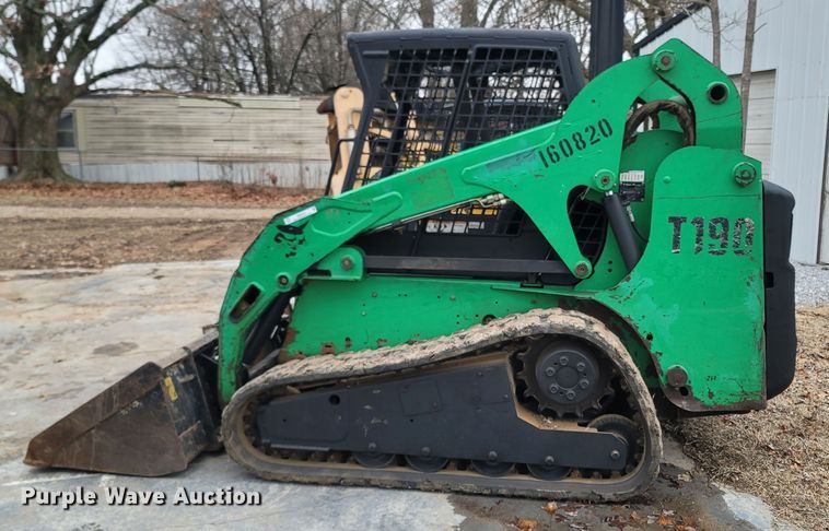 image for item MH9768 2007 Bobcat T190  tracked skid steer loader
