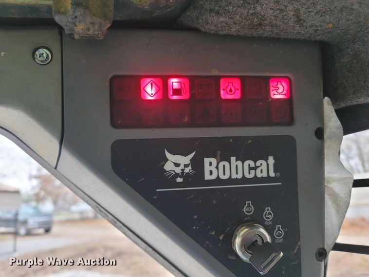 image for item MH9768 2007 Bobcat T190  tracked skid steer loader