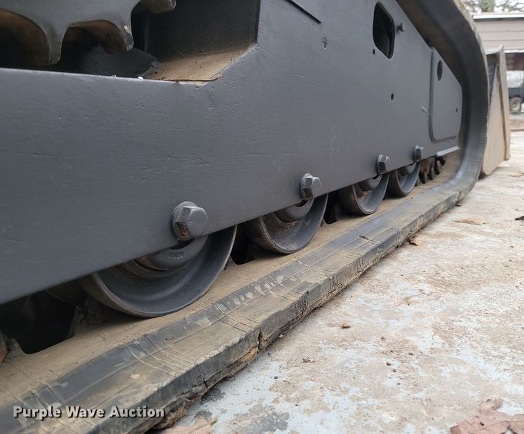 image for item MH9768 2007 Bobcat T190  tracked skid steer loader