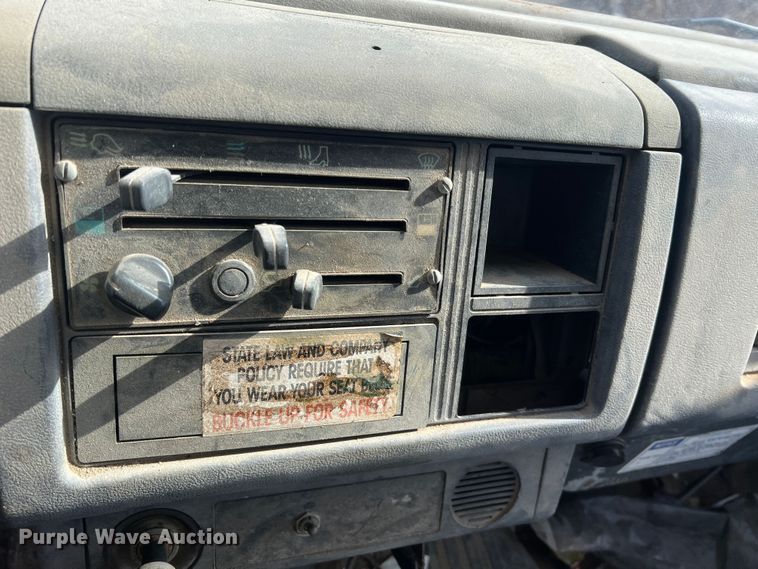 image for item MM9052 1990 GMC Forward W7  utility / service truck