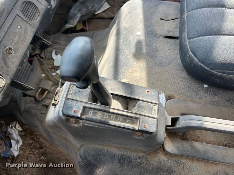 image for item MM9052 1990 GMC Forward W7  utility / service truck