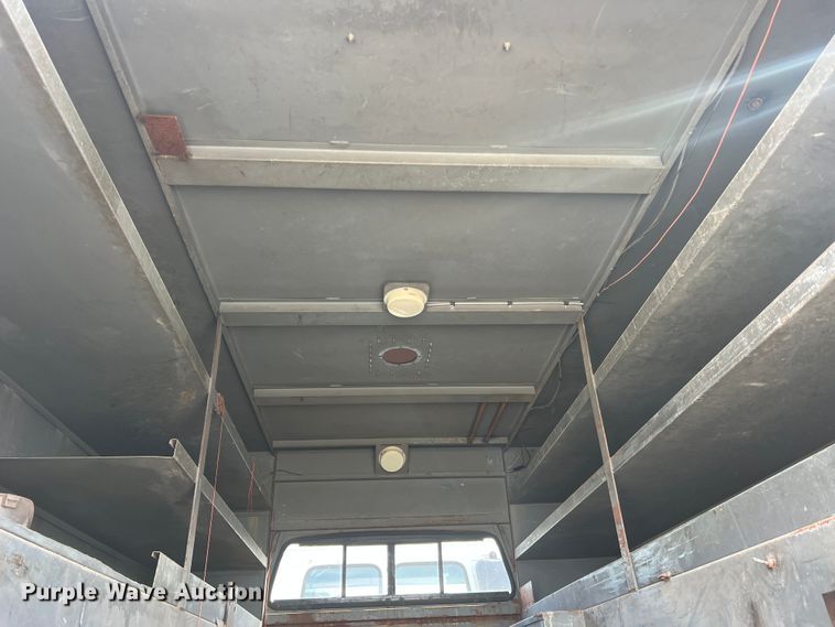 image for item MM9052 1990 GMC Forward W7  utility / service truck