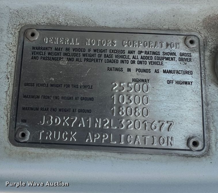 image for item MM9052 1990 GMC Forward W7  utility / service truck