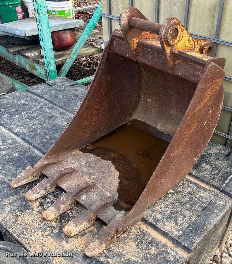 image for item MM9078 23"W excavator bucket