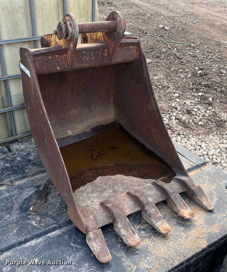 image for item MM9078 23"W excavator bucket