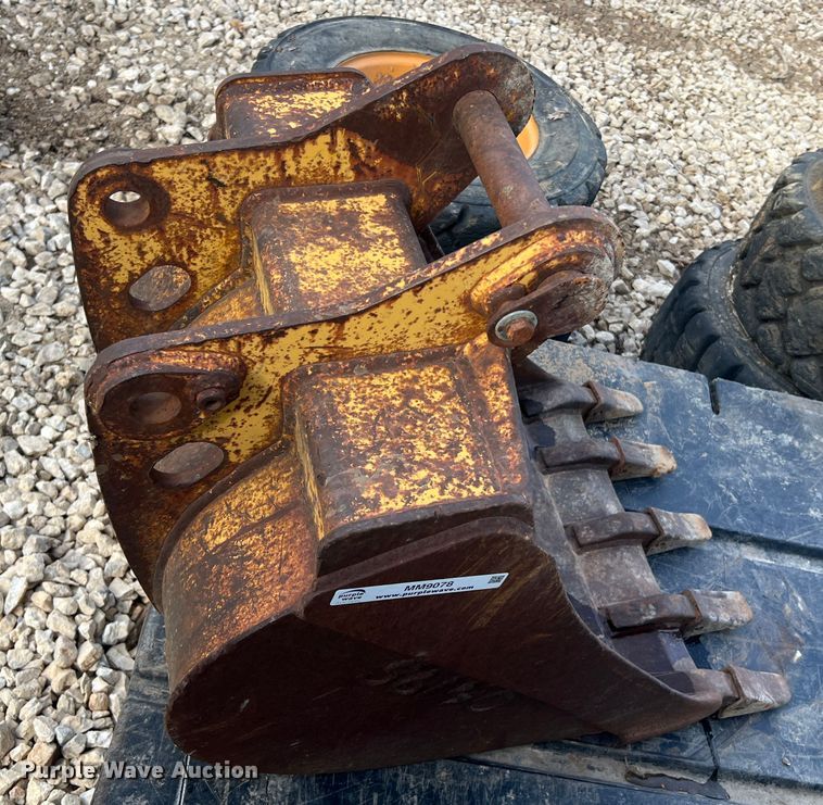 image for item MM9078 23"W excavator bucket