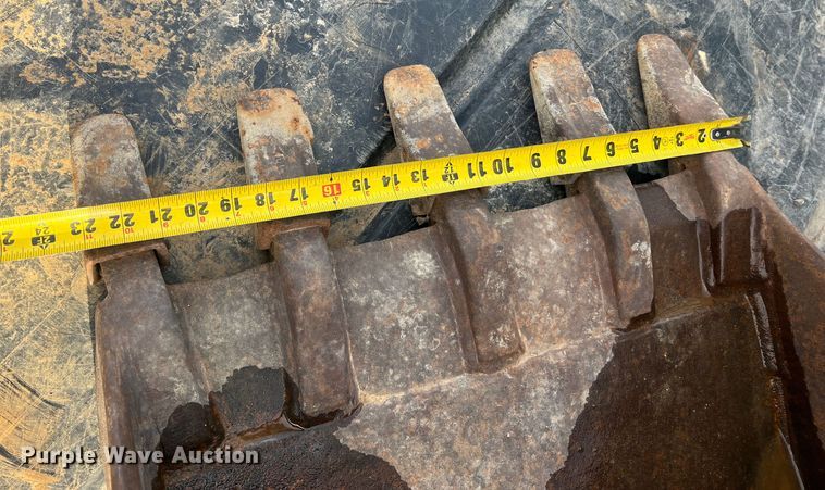 image for item MM9078 23"W excavator bucket