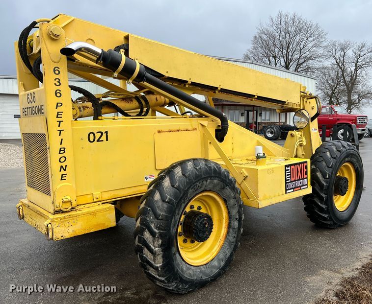 image for item MM9098 1998 Pettibone 636  telehandler