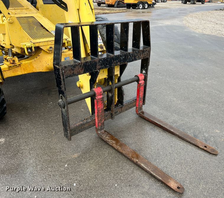 image for item MM9098 1998 Pettibone 636  telehandler