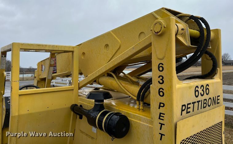 image for item MM9098 1998 Pettibone 636  telehandler