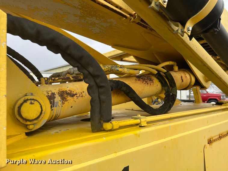 image for item MM9098 1998 Pettibone 636  telehandler