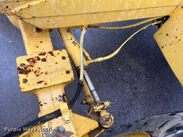 image for item MM9098 1998 Pettibone 636  telehandler