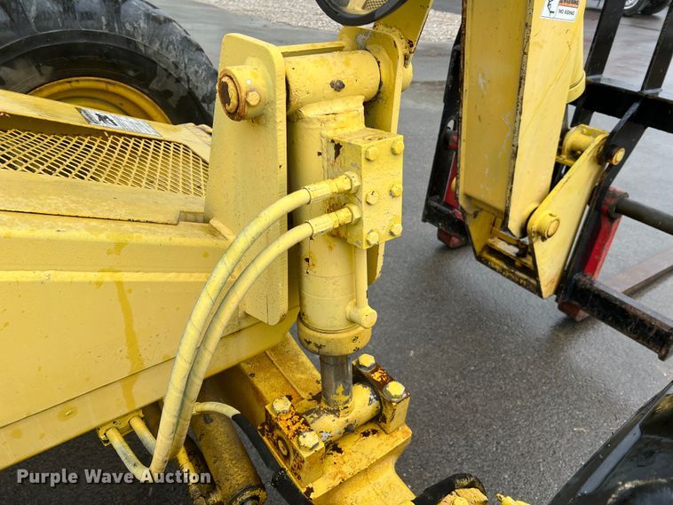 image for item MM9098 1998 Pettibone 636  telehandler