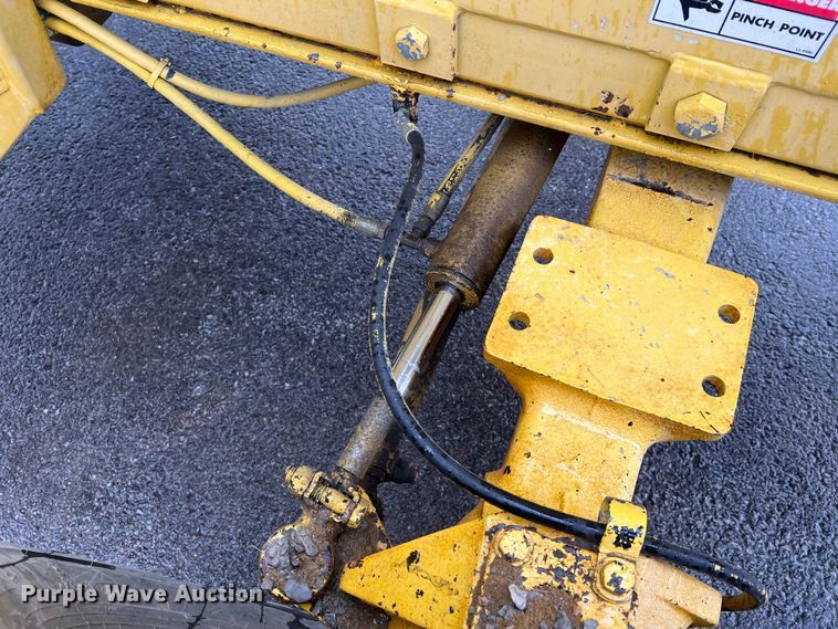 image for item MM9098 1998 Pettibone 636  telehandler