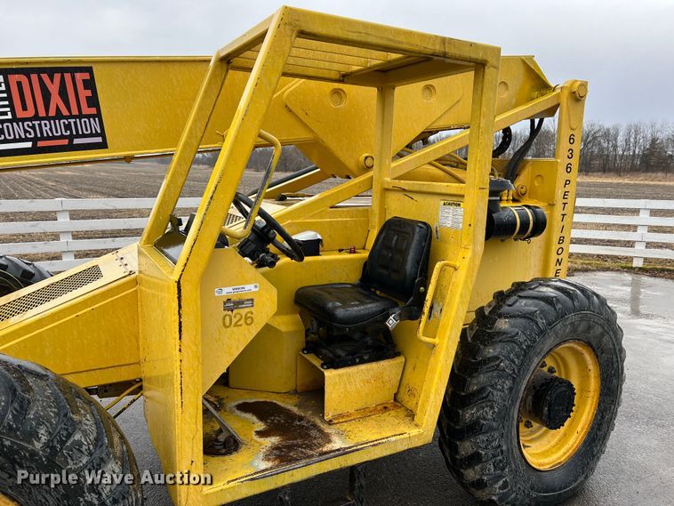 image for item MM9098 1998 Pettibone 636  telehandler