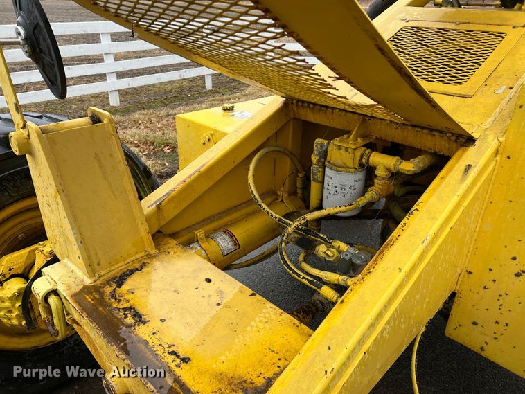 image for item MM9098 1998 Pettibone 636  telehandler