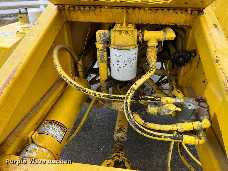 image for item MM9098 1998 Pettibone 636  telehandler