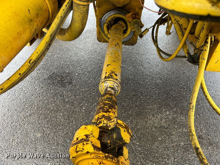 image for item MM9098 1998 Pettibone 636  telehandler