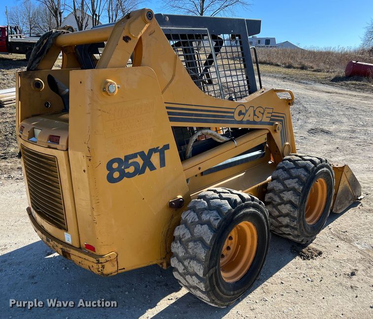image for item MM9113 1999 Case 85XT  skid steer loader