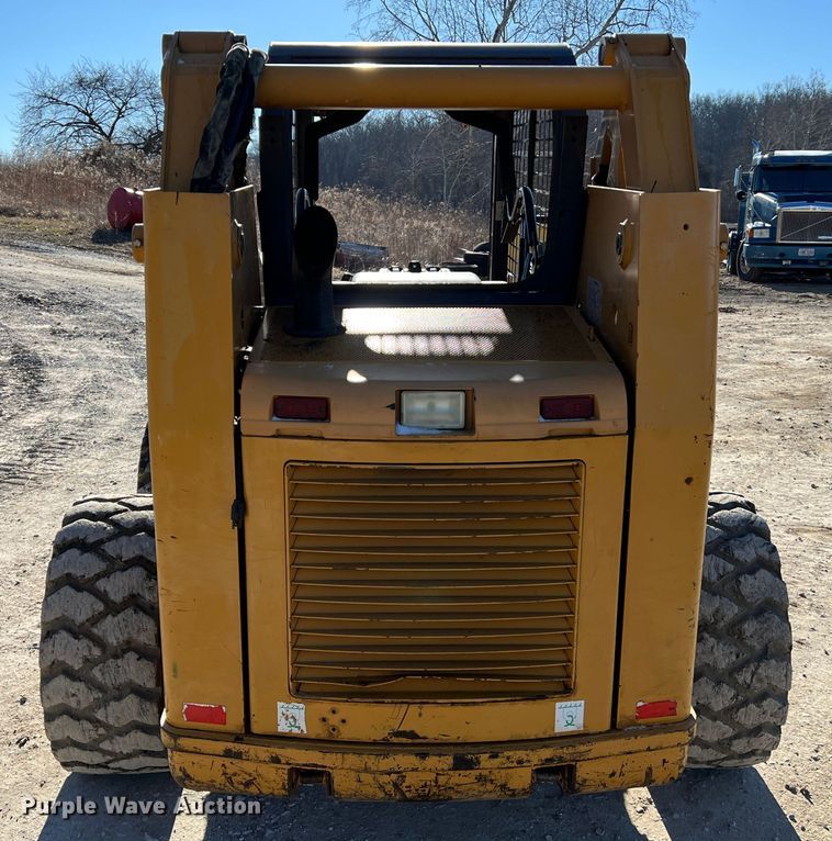 image for item MM9113 1999 Case 85XT  skid steer loader