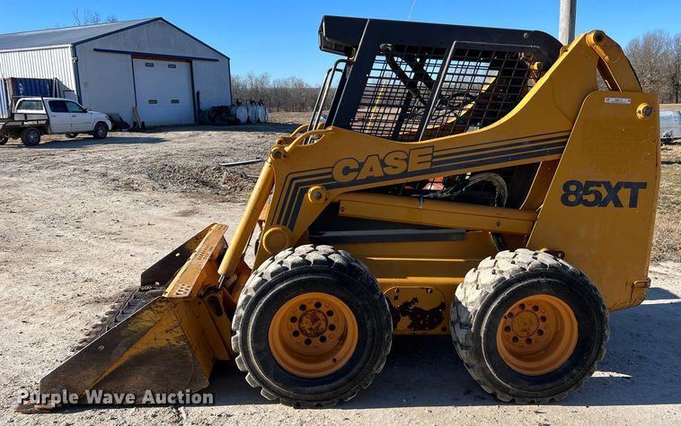 image for item MM9113 1999 Case 85XT  skid steer loader