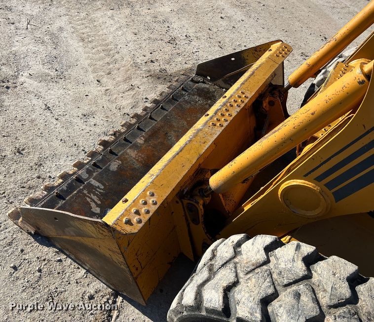 image for item MM9113 1999 Case 85XT  skid steer loader
