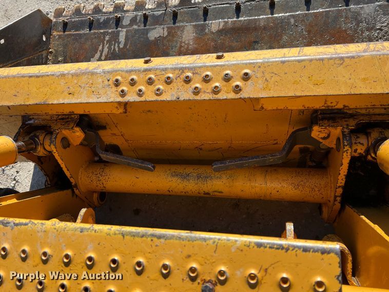 image for item MM9113 1999 Case 85XT  skid steer loader