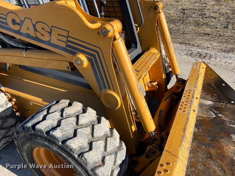 image for item MM9113 1999 Case 85XT  skid steer loader