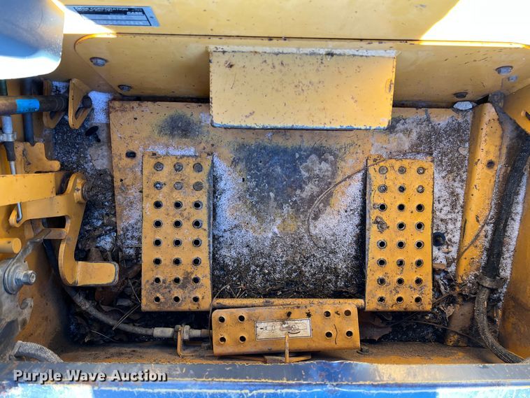 image for item MM9113 1999 Case 85XT  skid steer loader