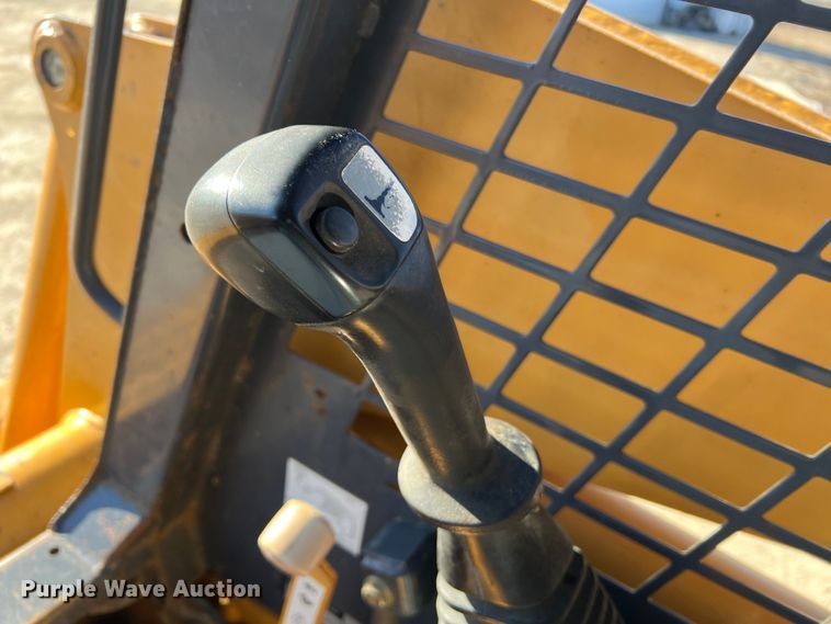 image for item MM9113 1999 Case 85XT  skid steer loader