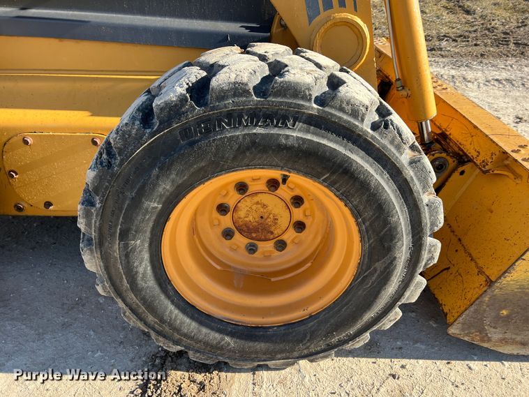image for item MM9113 1999 Case 85XT  skid steer loader